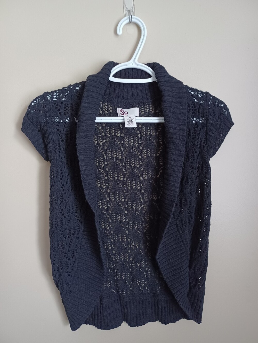 Women's Size M SO Black Short Sleeve 100% Cotton Knit Cardigan Cover Up Shirt